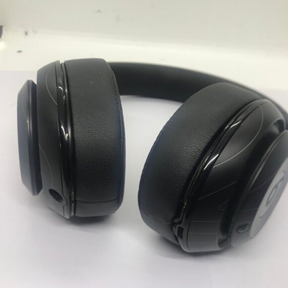 Beats Studio Wired U.S. Headphones - Exclusive Military Model B0500 BUNDLE LOT - Picture 5 of 8